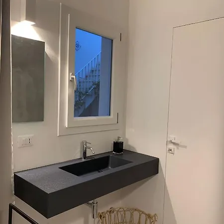 Casa Lunya