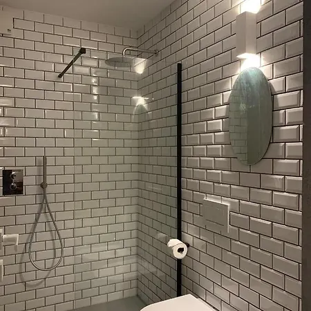 Casa Lunya * Syracuse